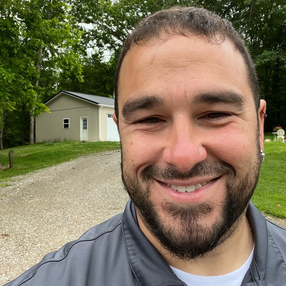 Meet your Posher, Josh - Picture 1 of 2